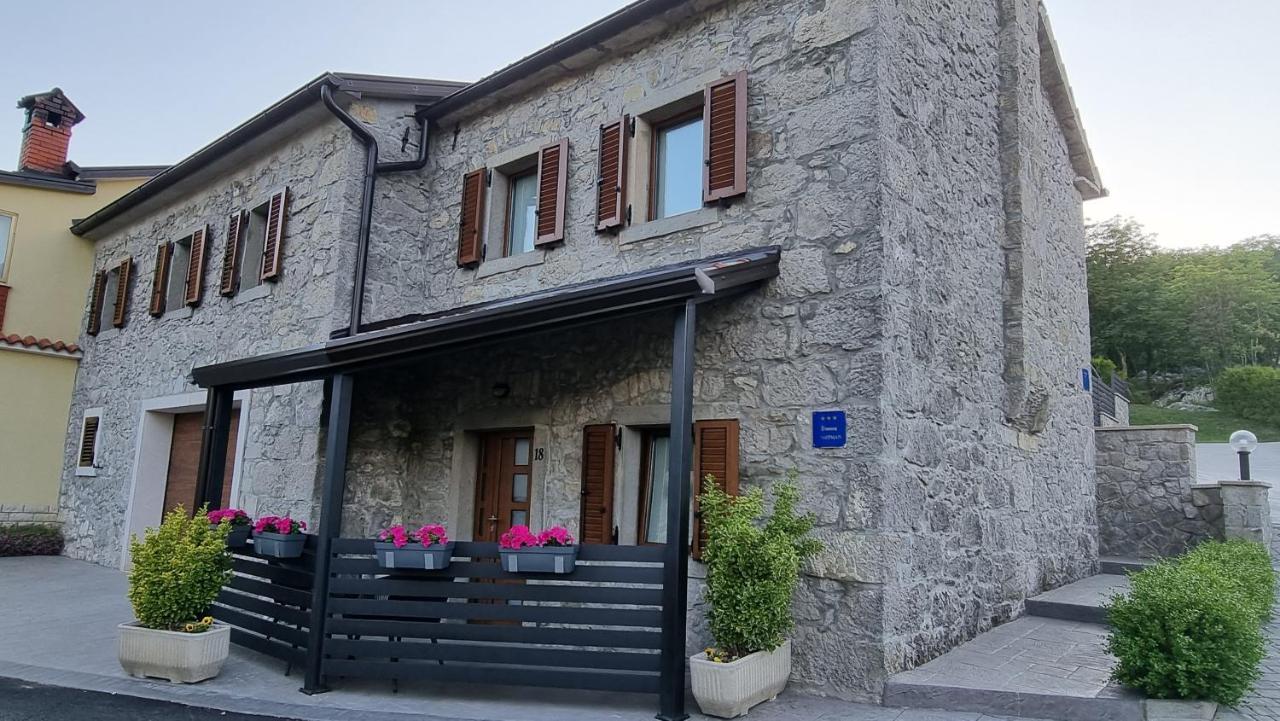 Villa Kos Lupoglav  외부 사진