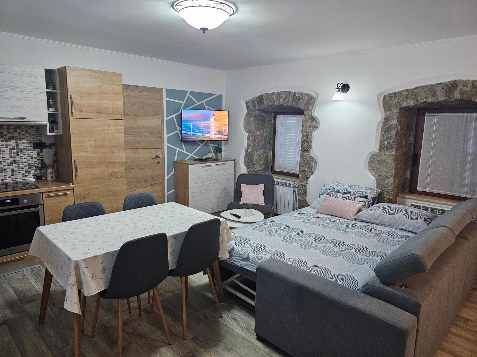 Villa Kos Lupoglav  외부 사진