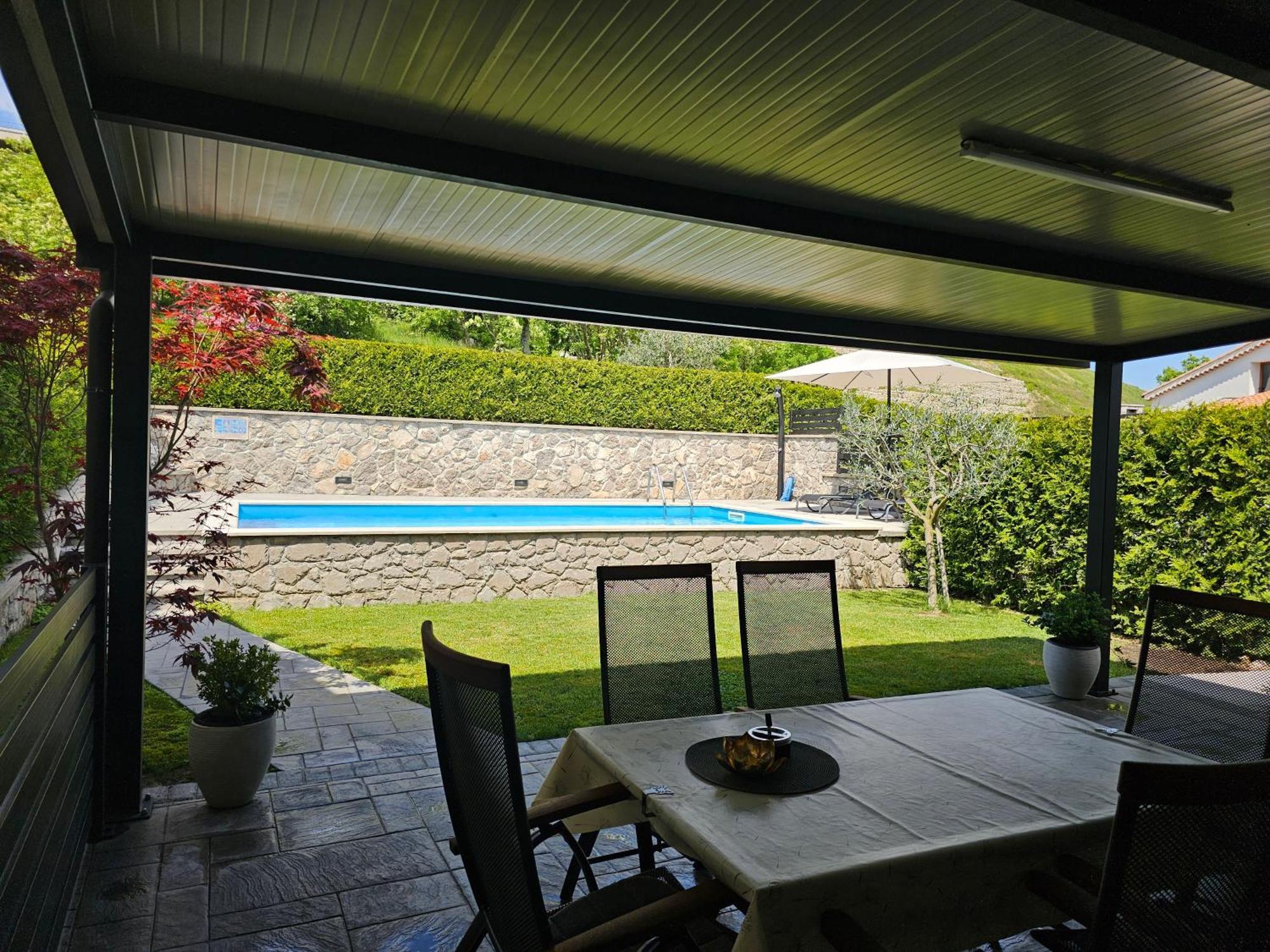 Villa Kos Lupoglav  외부 사진