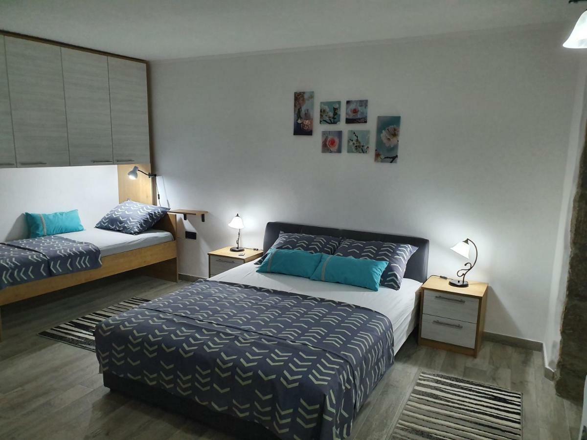 Villa Kos Lupoglav  외부 사진